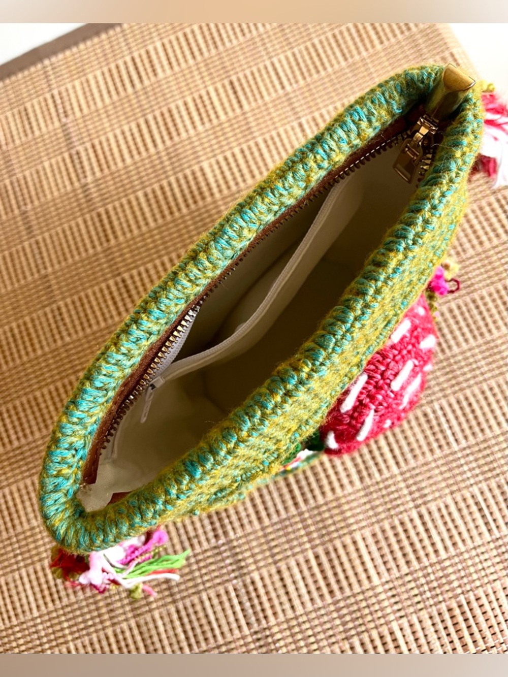 Handmade Crochet Mushroom House Boho Crossbody Bag, Cottagecore Shoulder Bag - Picture 11 of 16